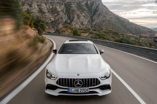 Mercedes-Benz AMG GT хетчбек — 9