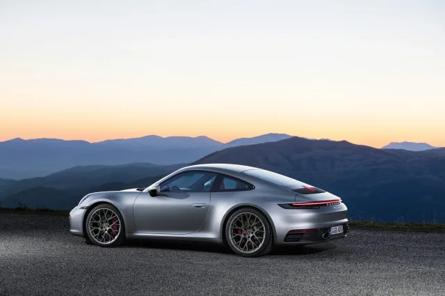 Porsche 911 спорткар — 8