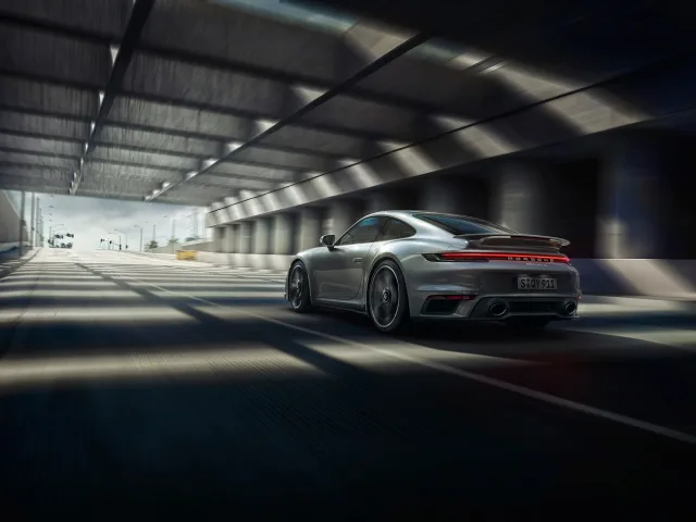 Porsche 911 спорткар — 13