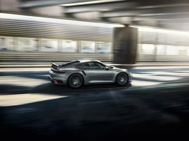 Porsche 911 спорткар — 14