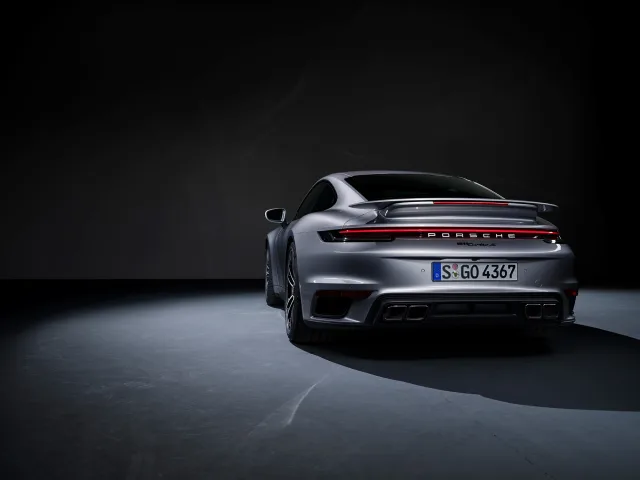 Porsche 911 спорткар — 16