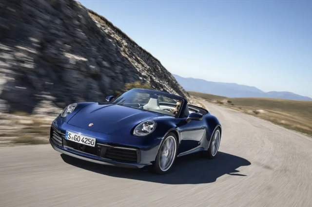 Porsche 911 Cabriolet 3.0T AT Carrera 4S — 7