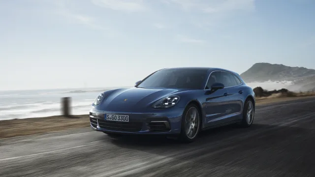 Porsche Panamera Sport Turismo station wagon — 6