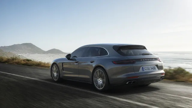 Porsche Panamera Sport Turismo station wagon — 11