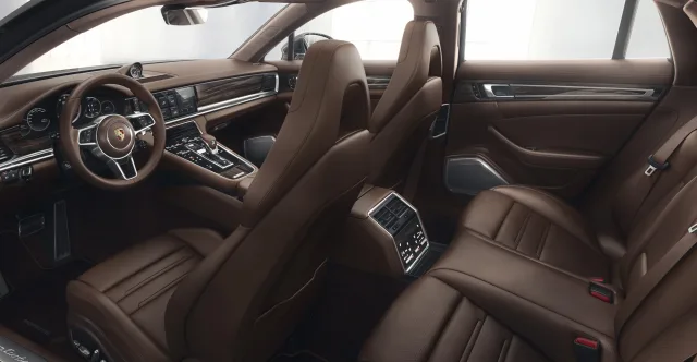 Porsche Panamera Sport Turismo station wagon — 17