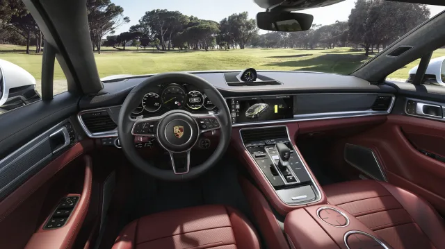 Porsche Panamera Sport Turismo station wagon — 19