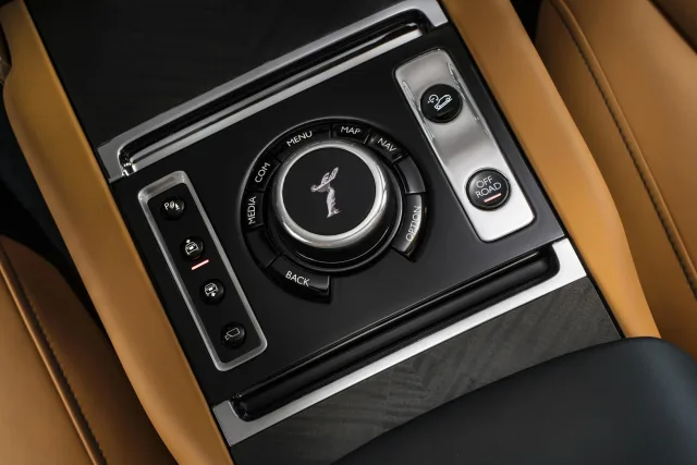Rolls-Royce Cullinan 6.7T AT — 19