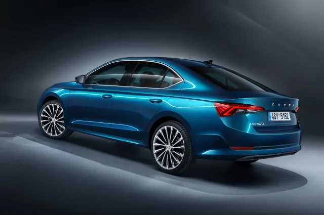 Skoda Octavia A8 1.4T MT Active+ — 4