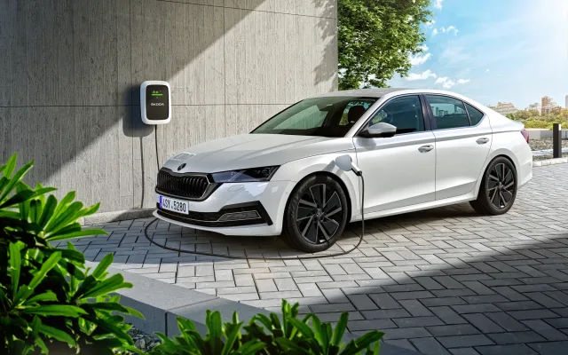 Skoda Octavia A8 1.4T MT Active+ — 7