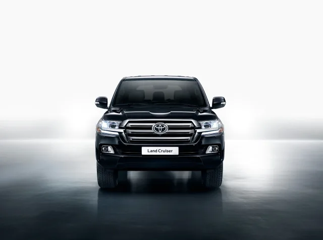 Toyota Land Cruiser 200 позашляховик — 11