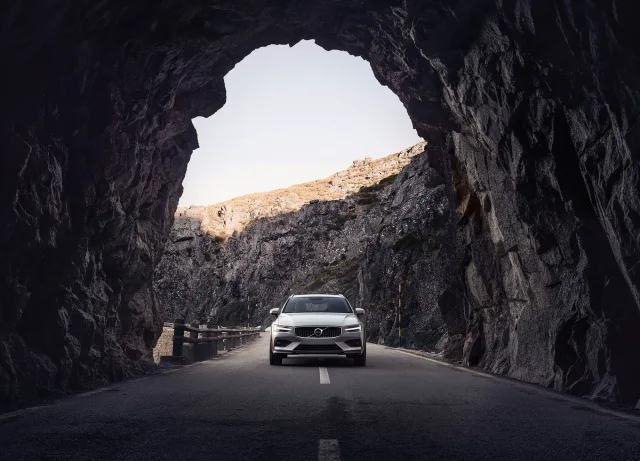 Volvo V60 Cross Country універсал — 4