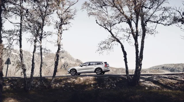 Volvo V60 Cross Country універсал — 7