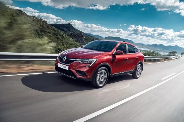 Renault Arkana (Рено Аркана) кроссовер — 16