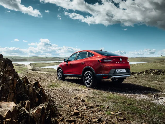 Renault Arkana (Рено Аркана) кроссовер — 20