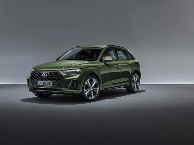 Audi Q5 2.0T AT quattro 45 TFSI Advanced — 2