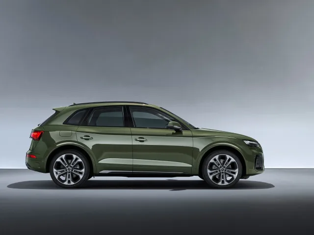 Audi Q5 2.0T AT quattro 45 TFSI Advanced — 4