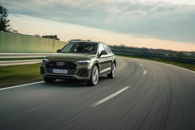 Audi Q5 2.0T AT quattro 45 TFSI Advanced — 12