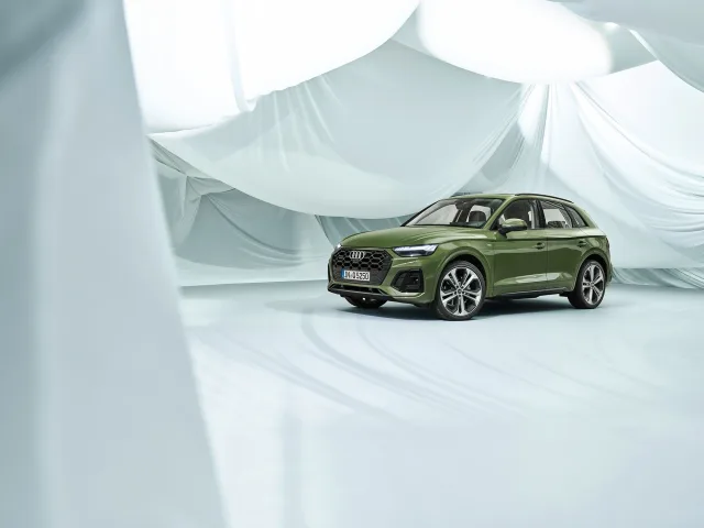 Audi Q5 2.0T AT quattro 45 TFSI Advanced — 23