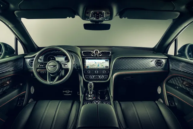 Bentley Bentayga (Бентли Бентайга) кроссовер — 16
