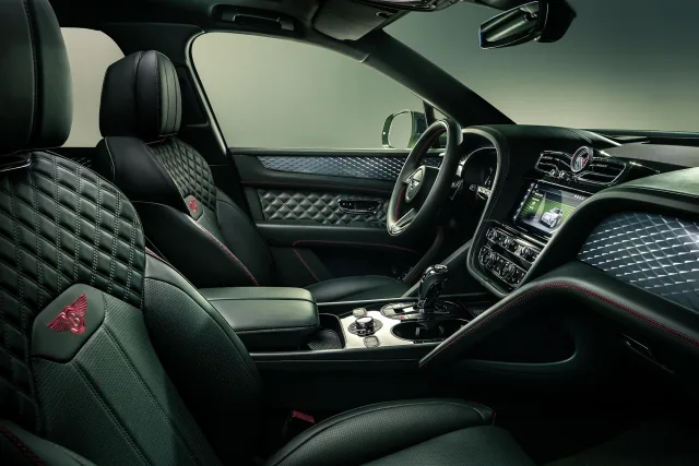 Bentley Bentayga (Бентли Бентайга) кроссовер — 22