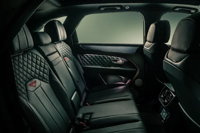 Bentley Bentayga (Бентли Бентайга) кроссовер — 23