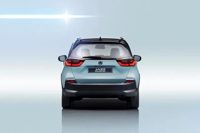 Honda Jazz (Хонда Джаз) хэтчбек — 6