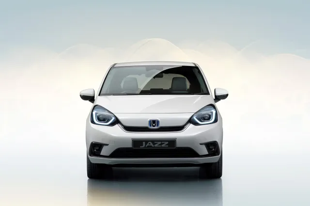 Honda Jazz (Хонда Джаз) хэтчбек — 15