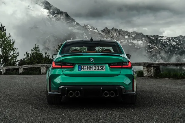 BMW M3 (БМВ М3) седан — 6