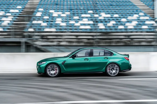 BMW M3 (БМВ М3) седан — 13