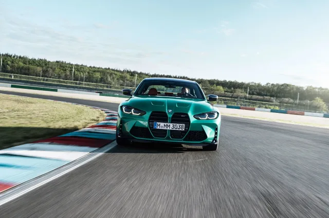 BMW M3 (БМВ М3) седан — 14