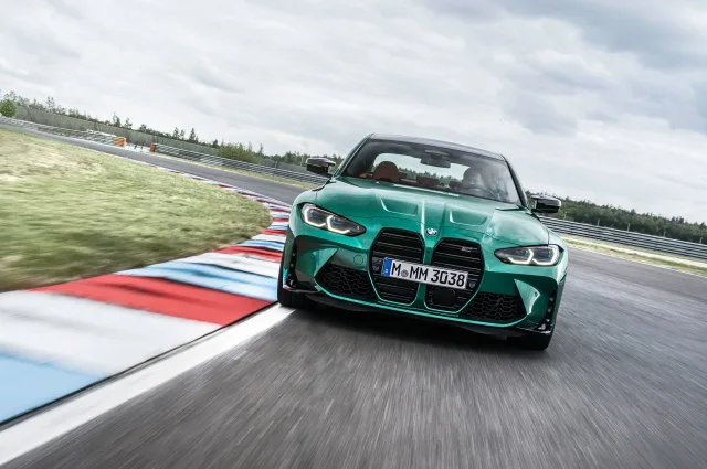 BMW M3 (БМВ М3) седан — 16