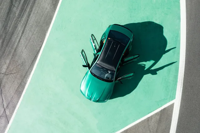 BMW M3 (БМВ М3) седан — 21