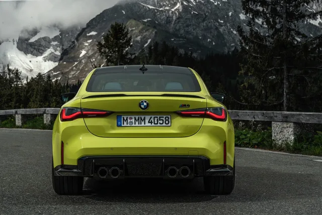 BMW M4 coupe — 8