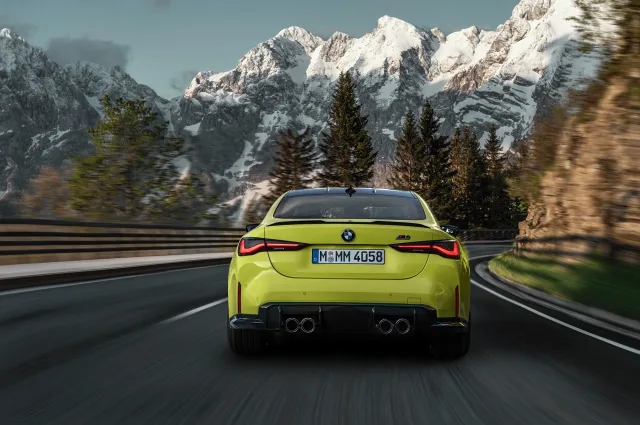 BMW M4 coupe — 9