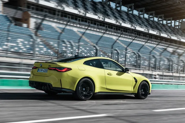 BMW M4 coupe — 19
