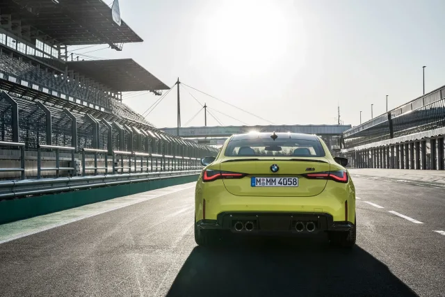 BMW M4 coupe — 23