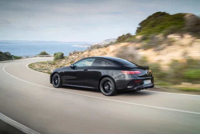 Mercedes-Benz E-Class Coupe coupe — 6