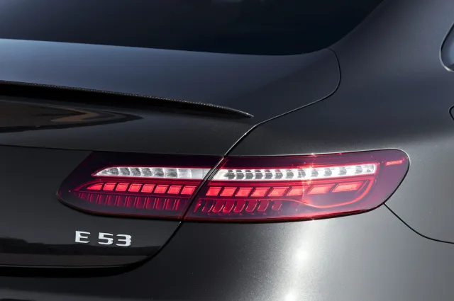 Mercedes-Benz E-Class Coupe coupe — 7