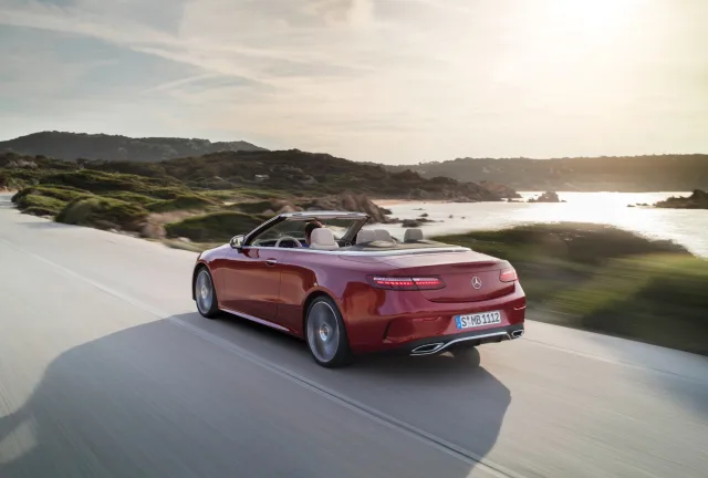 Mercedes-Benz E-Class Cabrio 220d 2.0D AT 4MATIC — 7