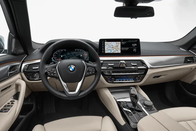 BMW 5 Series Touring універсал — 20