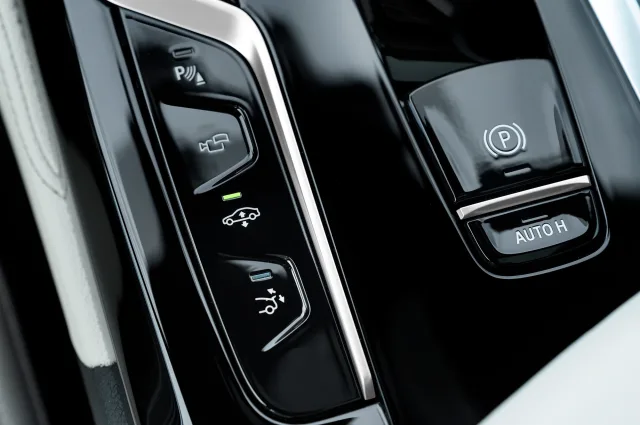 BMW 6 Series Gran Turismo хетчбек — 15