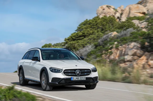Mercedes-Benz E-Class All-Terrain універсал — 17