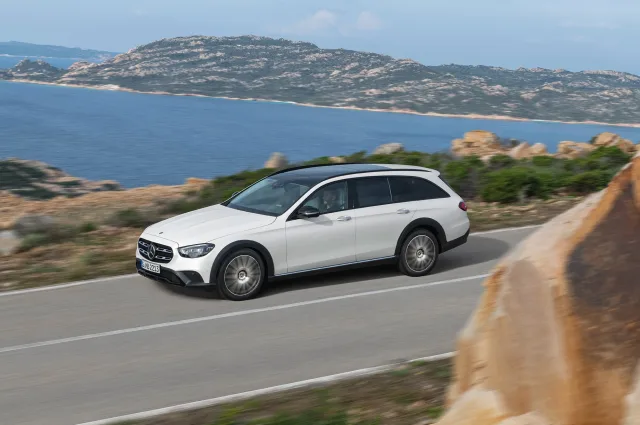 Mercedes-Benz E-Class All-Terrain універсал — 20