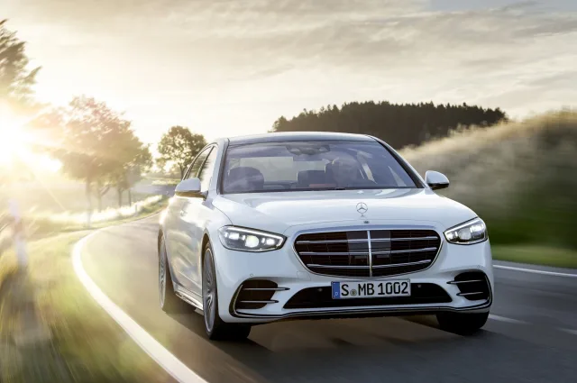 Mercedes-Benz S-Class W223 sedan — 23
