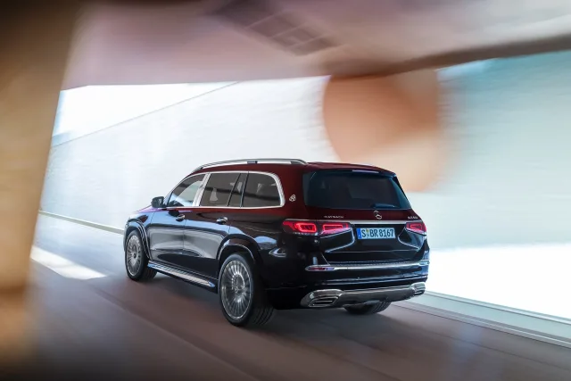 Mercedes-Benz GLS Maybach (Мерседес Бенц ГЛС Майбах) кроссовер — 3