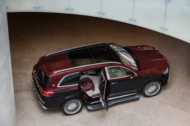 Mercedes-Benz GLS Maybach (Мерседес Бенц ГЛС Майбах) кроссовер — 10