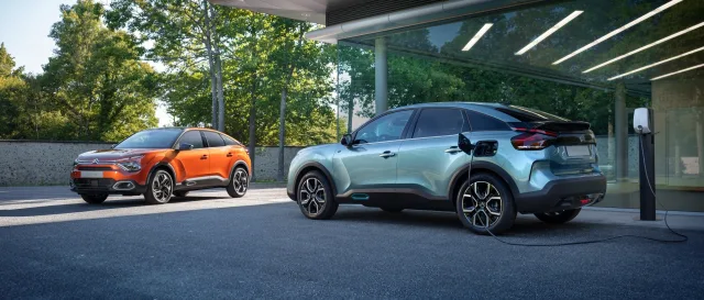 Citroen C4 hatchback — 2