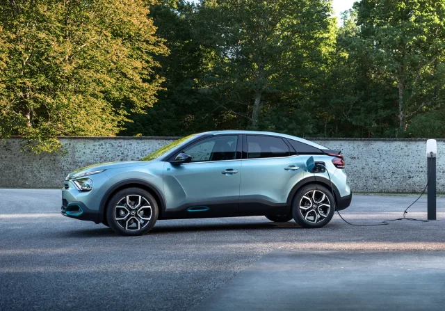Citroen C4 hatchback — 5