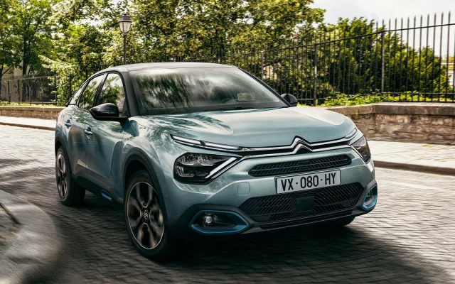 Citroen C4 hatchback — 11