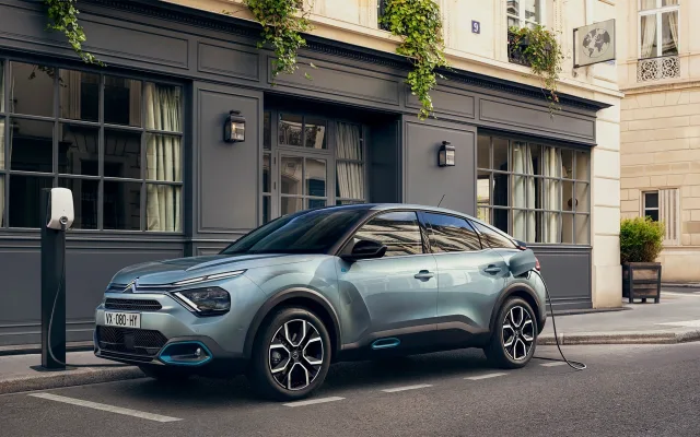 Citroen C4 hatchback — 14